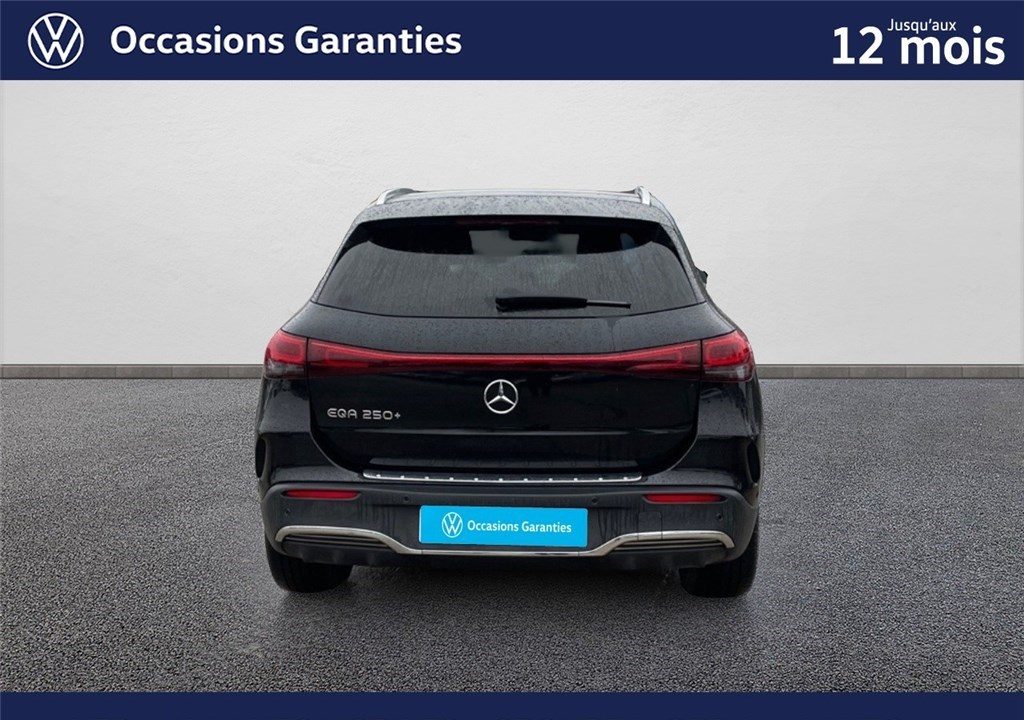 MERCEDES EQA 250+