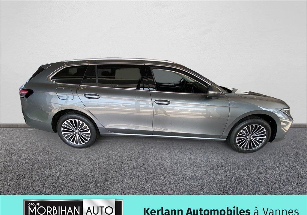 VOLKSWAGEN PASSAT 1.5 EHYBRID 204 DSG6