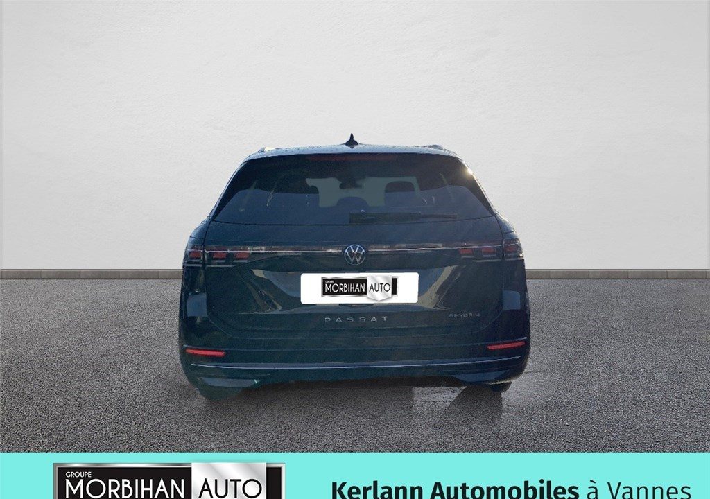 VOLKSWAGEN PASSAT 1.5 EHYBRID 204 DSG6