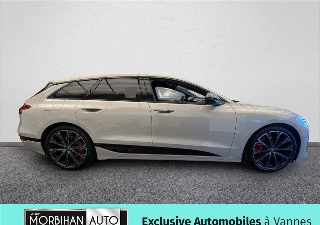 AUDI A6 E-TRON AVANT PERFORMANCE 367 CH 100 KWH