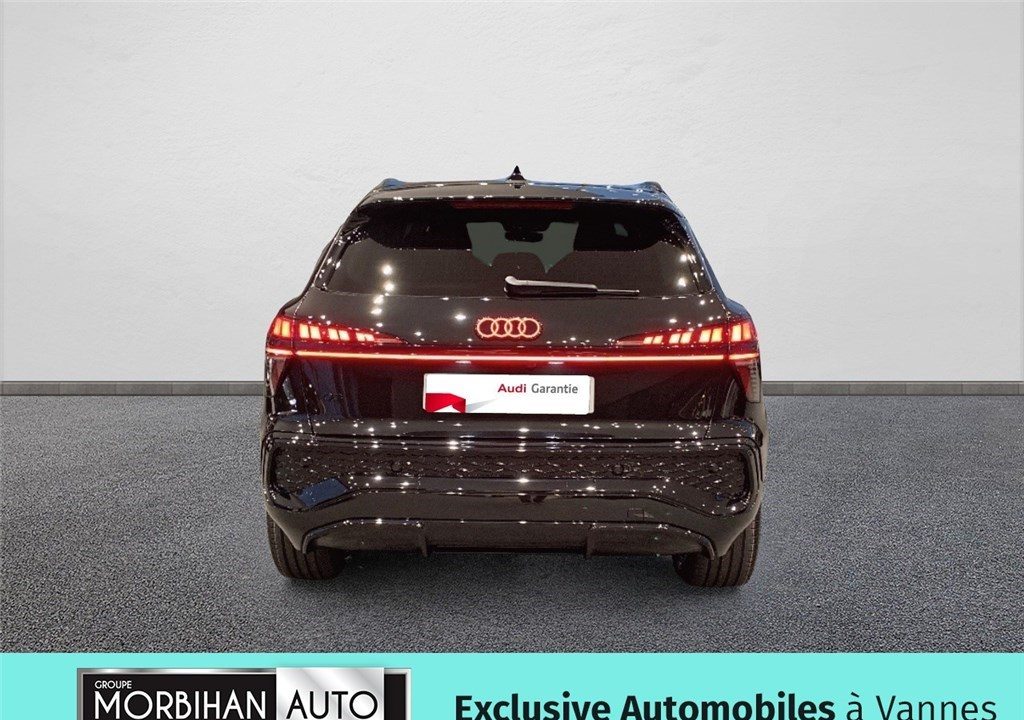 AUDI Q3 HYBRIDE E-HYBRID 272 CH S TRONIC 6