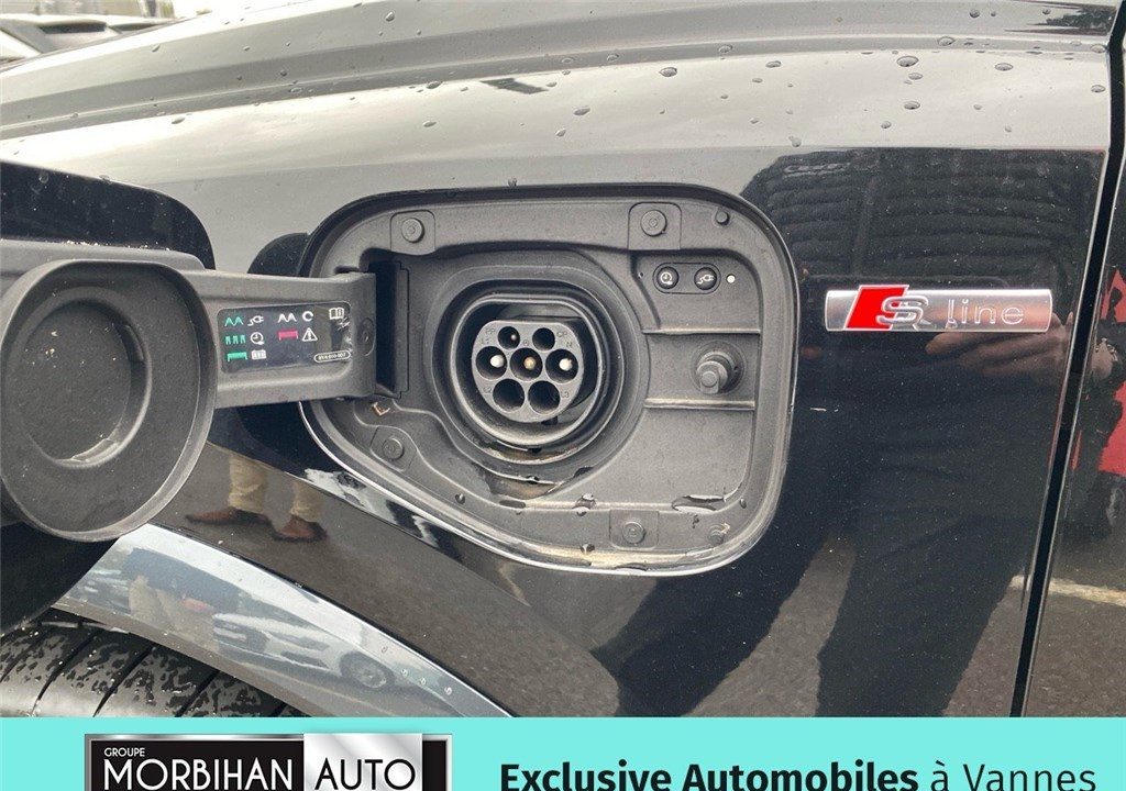 AUDI Q3 SPORTBACK 45 TFSIE  245 CH S TRONIC 6