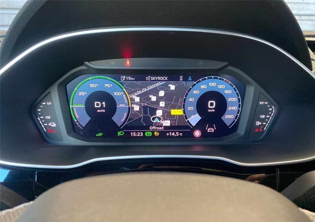 AUDI Q3 45 TFSIE 245 CH S TRONIC 6