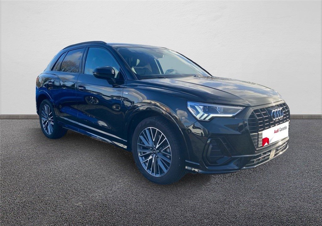 AUDI Q3 45 TFSIE 245 CH S TRONIC 6