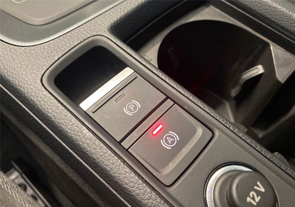 AUDI Q3 45 TFSIE 245 CH S TRONIC 6