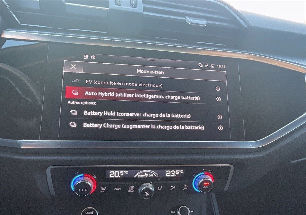 AUDI Q3 SPORTBACK 45 TFSIE  245 CH S TRONIC 6