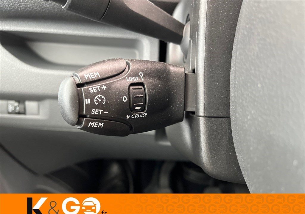 PEUGEOT EXPERT FOURGON LOISIRS FGN TOLE STANDARD 1.5 BLUEHDI 120 S&S BVM6