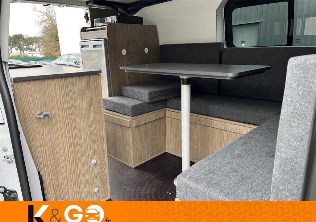 PEUGEOT EXPERT FOURGON LOISIRS FGN TOLE STANDARD 1.5 BLUEHDI 120 S&S BVM6