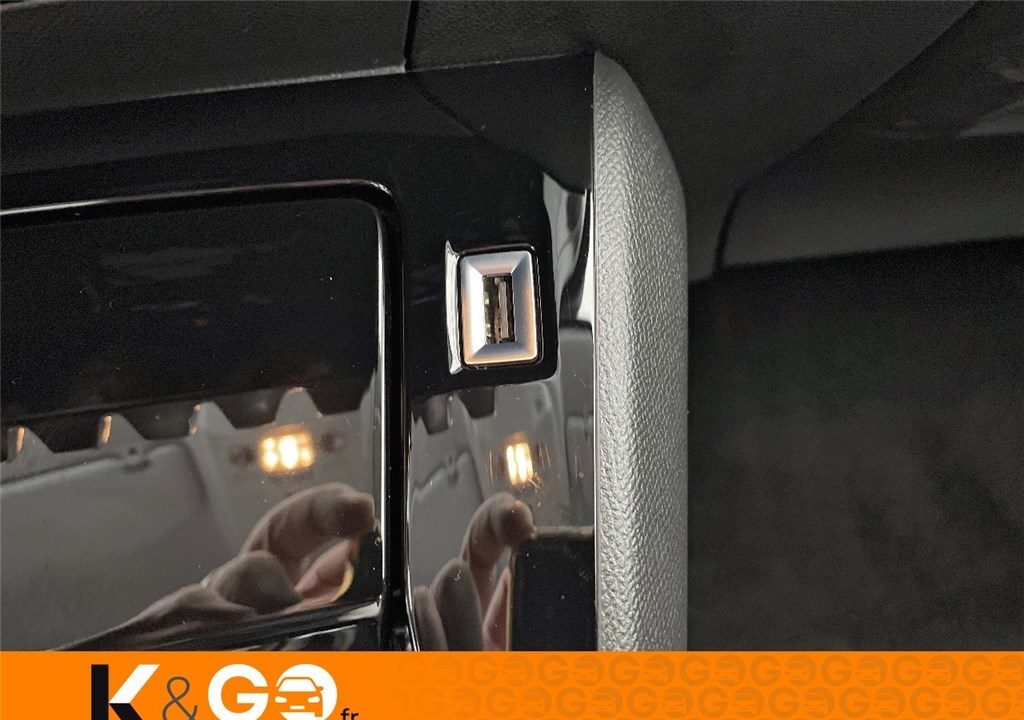 PEUGEOT 208 50 KWH 136CH