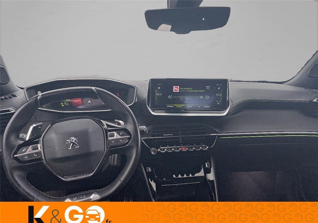 PEUGEOT 2008 PURETECH 130 S&S EAT8