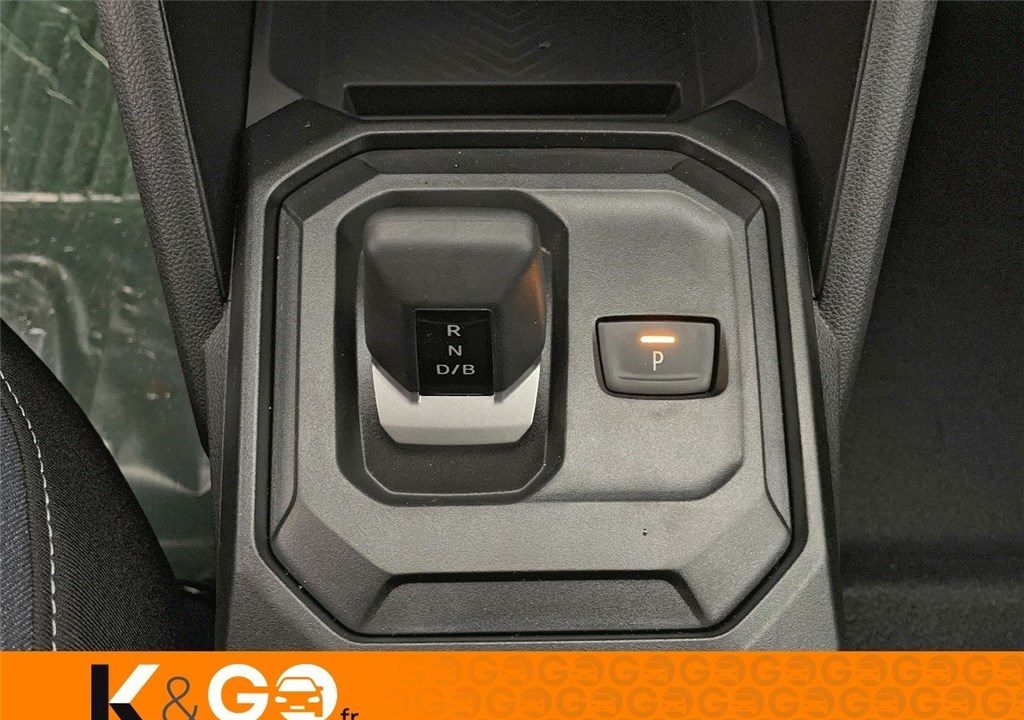 DACIA DUSTER HYBRID 140 4X2