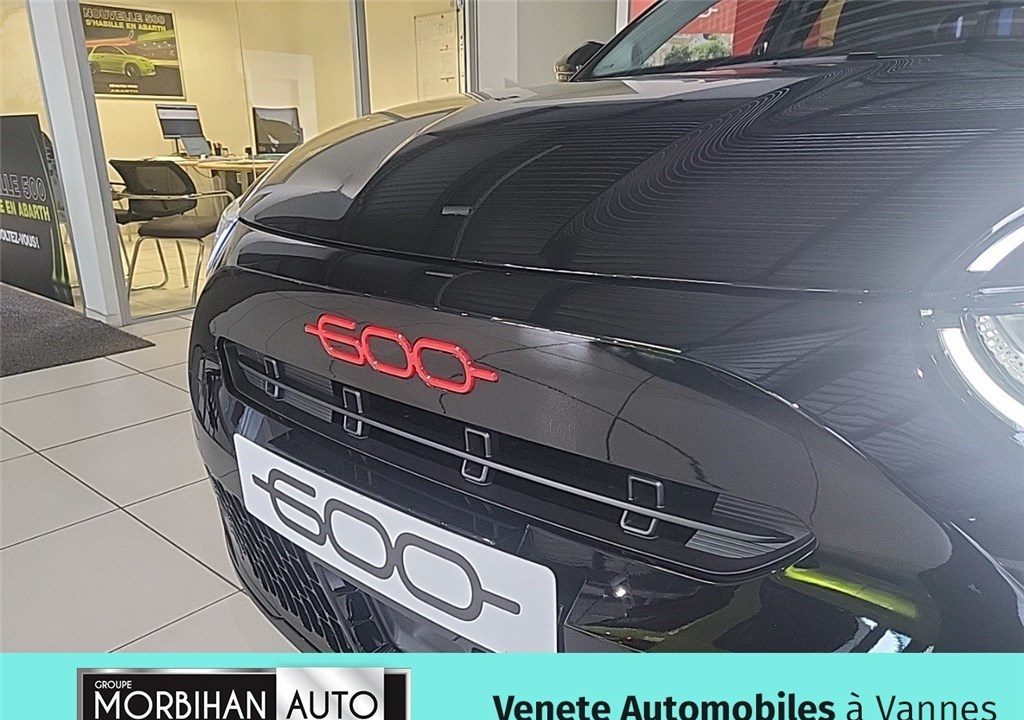 FIAT 600e 54 KWH 156 CH