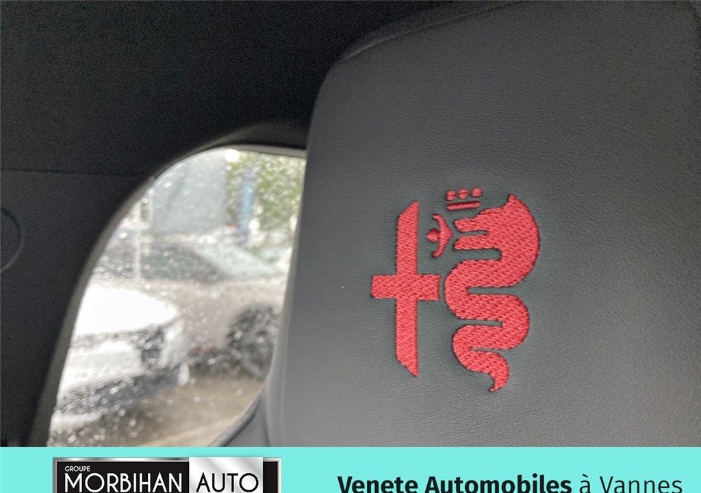 ALFA ROMEO JUNIOR 1.2 IBRIDA 136 CH EDCT6