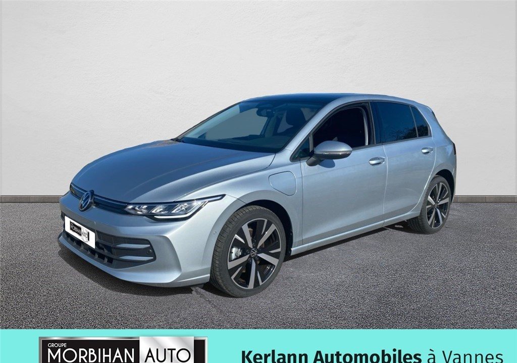 VOLKSWAGEN GOLF 1.5 EHYBRID 204 DSG6