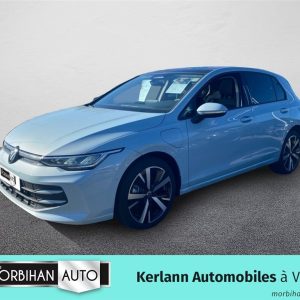 VOLKSWAGEN GOLF 1.5 EHYBRID 204 DSG6