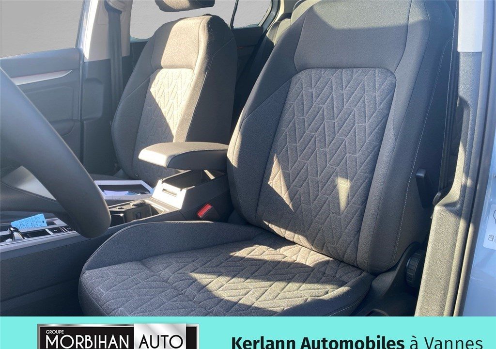 VOLKSWAGEN GOLF 1.5 EHYBRID 204 DSG6