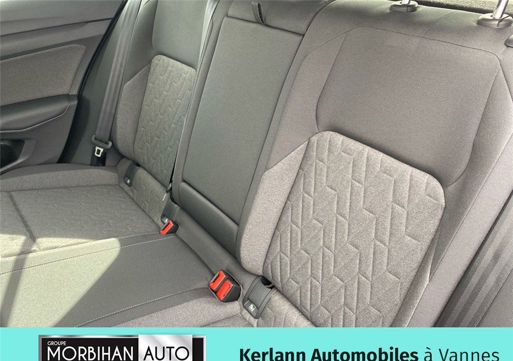 VOLKSWAGEN GOLF 1.5 EHYBRID 204 DSG6